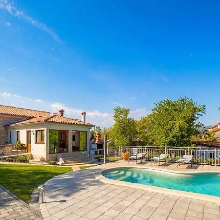 Holiday home Isotta