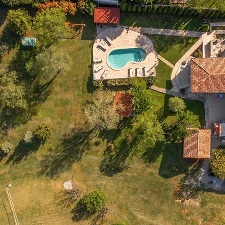 Holiday home Isotta *