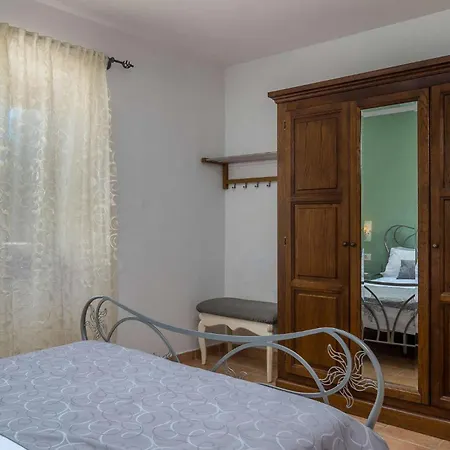 Isotta Holiday home Nedescina
